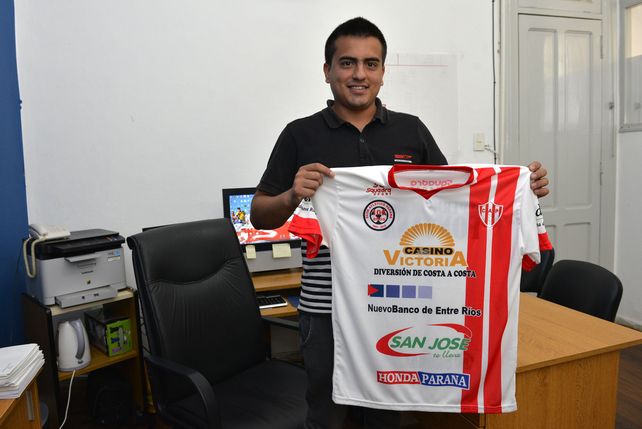 David Cáceres anunció su retiro