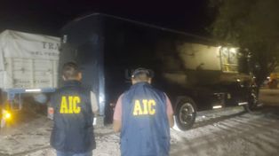 Hallaron el colectivo robado al grupo KIandestinos pero sin los instrumentos