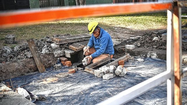 Trabajos de bacheo en la ciudad de Santa Fe