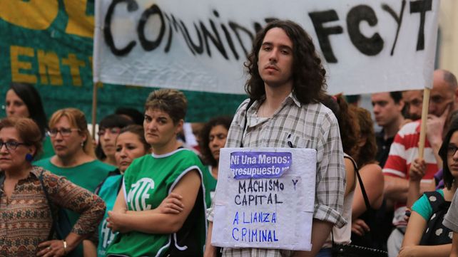 Paraná volvió a gritar Ni una menos