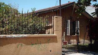 Conurbano: marcan casas con precintos para saquearlas