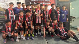 Los chicos de Toritos que forman parte del torneo de fútbol formativo.