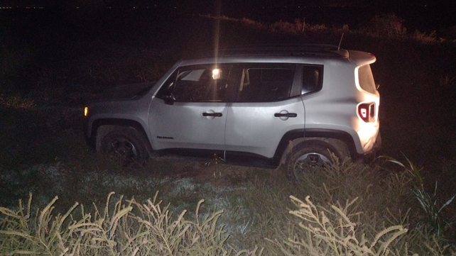 El Jeep robado en un asalto en Coronel Bogado lo abandonaron cerca de Arroyo Seco.&nbsp;