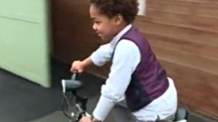 Un niño de cinco años recorrió doce kilómetros en bicicleta para salvar a su padre