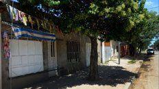 Eva Perón al 1100 de Granadero Baigorria. Omar, el kiosquero, fue baleado en el interior de su negocio. Eva Perón al 1100 de Granadero Baigorria. Omar, el kiosquero, fue baleado en el interior de su negocio.