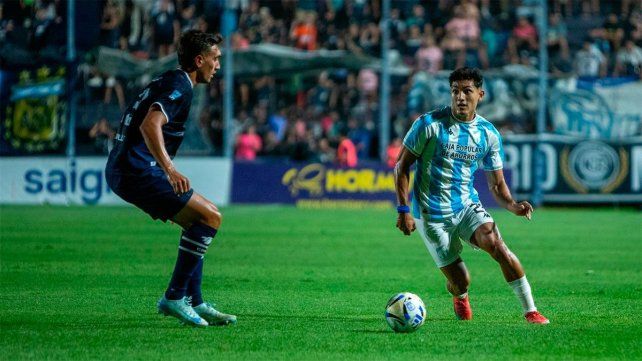 Atlético Tucumán pone aprueba a Independiente Rivadavia en el inicio del Clausura