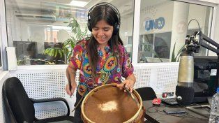 Morena Paz visitó radio La Red y deslumbró con su música y su historia