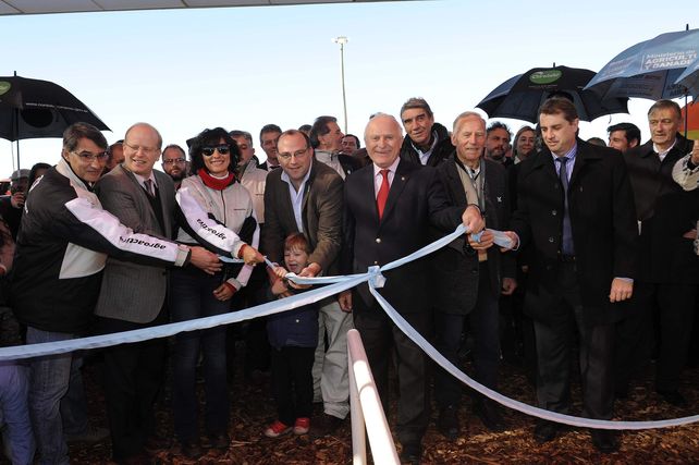 Apertura. Autoridades nacionales y provinciales en Agroactiva.