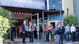 Emotiva despedida del dirigente sindical Alberto Maguid en la sede de UPCN