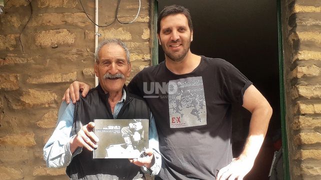 La historia del libro de un santafesino que llegó a las manos del Presidente