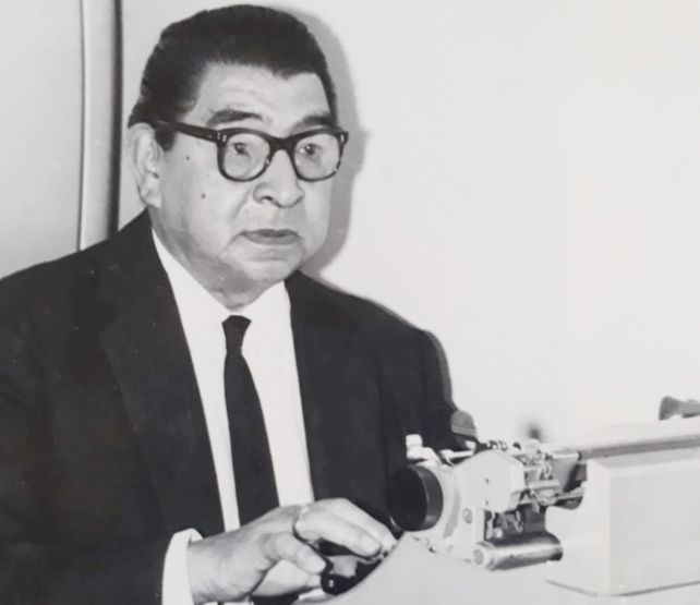 José Ferraté.