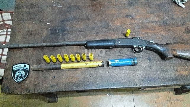 El arma secuestrada durante el tiroteo en Rincón