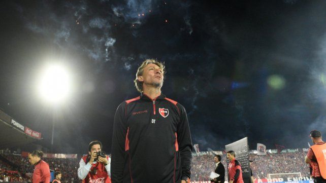 Gabriel Heinze atraviesa un momento difícil en Newells