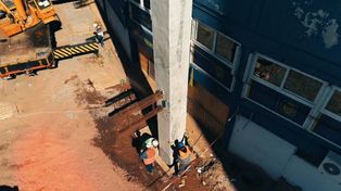 Central levantó una columna de la tercera bandeja y el Gigante cambia su silueta