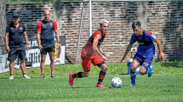 Valentín Pereyra formó parte del 11 principal en el amistoso disputado ante la reserva de Unión de Santa Fe.&nbsp;