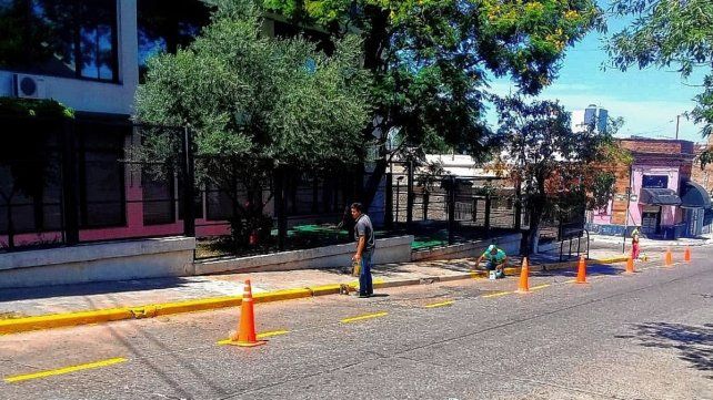 Pretenden que haya un orden en la detención de los autos de los padres o tutores en las escuelas.