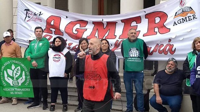 En el Día del Maestro, Agmer Paraná y distintas organizaciones, marchan y reclaman