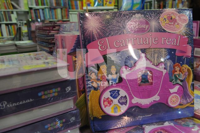 Papás, tíos y abuelos gastan entre $100 y $300 en regalos