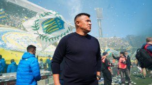 Jorge Almirón siempre apeló al trabajo, el perfil bajo y bancó a sus jugadores. El DT de Central se juega mucho en los dos partidos que vienen.&nbsp;