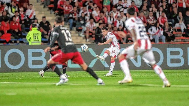 Las estadísticas del mano a mano entre Unión y River en Mendoza por Copa Argentina Las estadísticas del mano a mano entre Unión y River en Mendoza por Copa Argentina