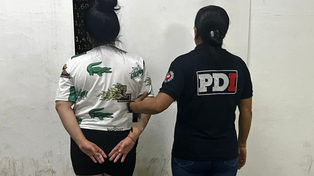Marisol V. en la sede de la Policía de Investigaciones. Según fuentes policiales, era la única prófuga que quedaba de la banda que responde a Ariel El viejo Cantero.&nbsp;