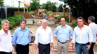 Lifschitz recorrió la obra del desagüe Llerena y dijo que podría inaugurarse en abril