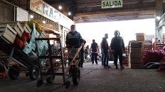 Los fiscales determinaron que los violentos usureros actuaban en el mercado de productores de 27 de Febrero y San Nicolás. Los fiscales determinaron que los violentos usureros actuaban en el mercado de productores de 27 de Febrero y San Nicolás.