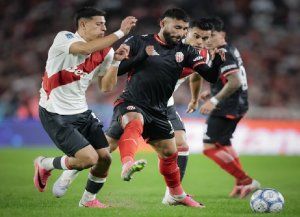 Sorpresa: River cayó en el debut ante Barracas en el Monumental
