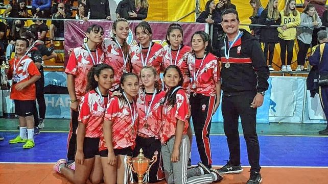 Huracán de Recreo finalizó en el segundo lugar de la Copa de Oro al caer frente a Olimpia de Santa Teresa por 3 a 0.