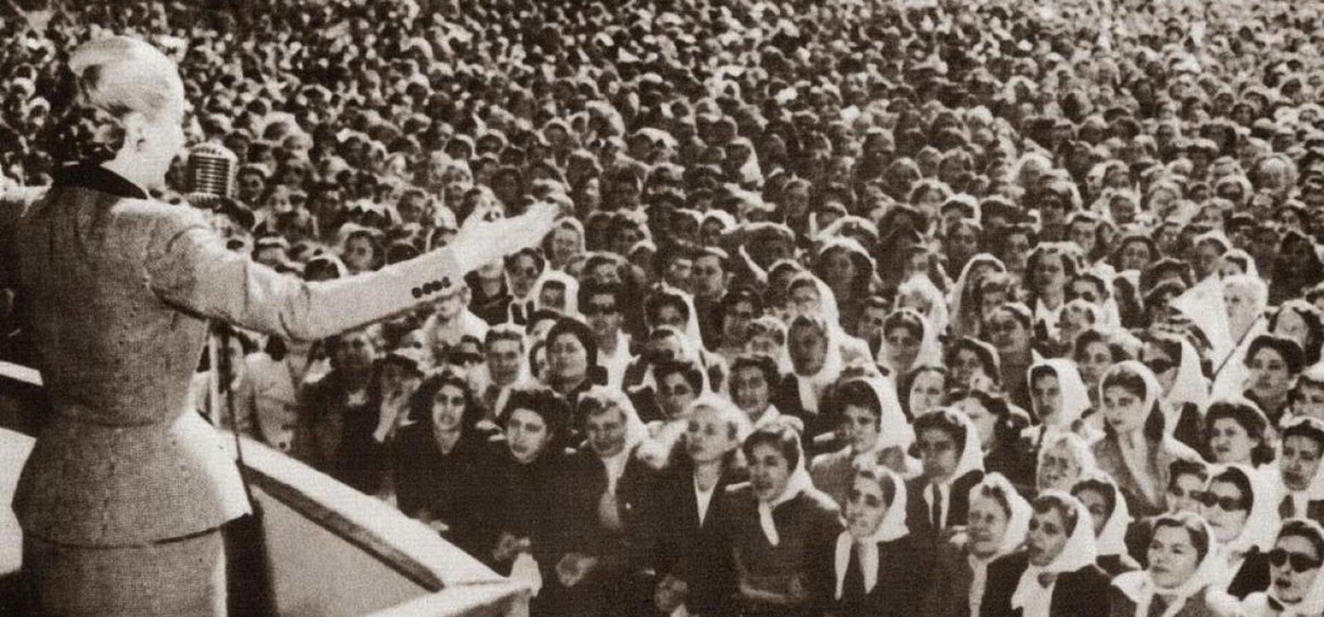 Evita y el humanismo, política cerca de la gente