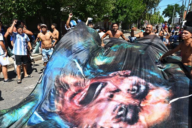 La conmovedora vuelta olímpica en Villa Fiorito, el barrio que vio nacer a Maradona