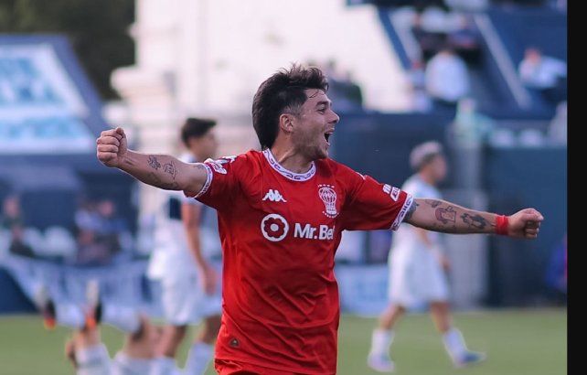 Lucas Blondel volvió a marcar en Huracán.