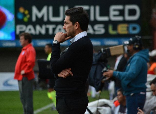 Una semana antes, Coyette tiene el equipo para visitar a Unión