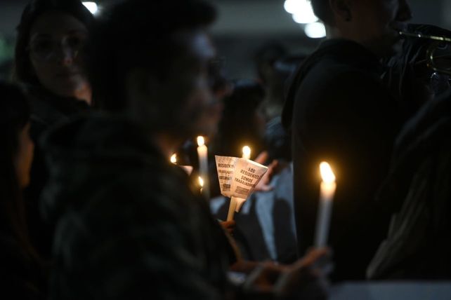 Rosario reclamó por los trabajadores de la salud en la Marcha de Velas