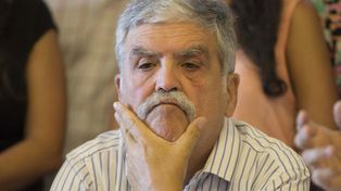Allanaron durante casi seis horas el departamento de De Vido en Palermo