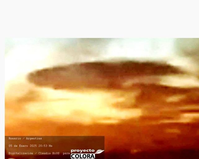 Fenómeno Ovni. Imagen fotográfica tomada en Rosario el 5 de enero a las 20:53