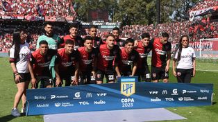 Los once de Newells que saltaron a la cancha para enfrentar a Unión.
