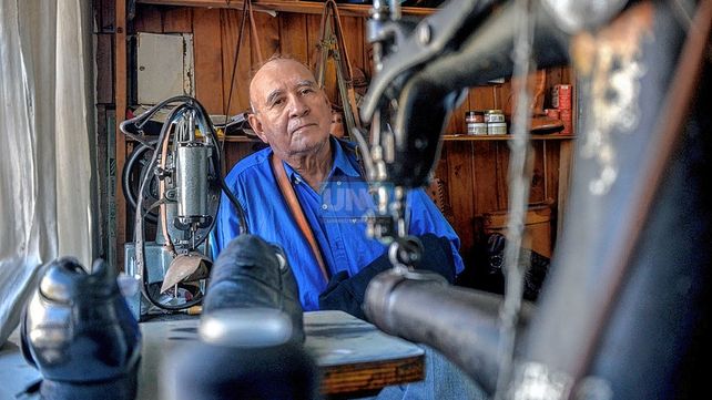 Zapatos, estudio y creatividad, o una vida provechosa