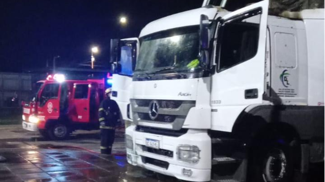 El ataque incendiario sucedió alrededor de las 20 del domingo. No heridos. 