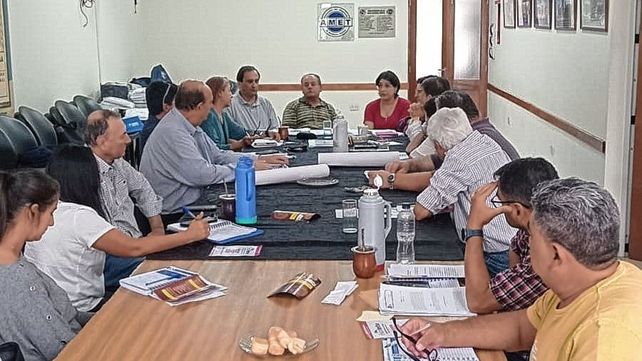 AMET Entre Ríos apadrina a Familias Entrerrianas por la Adopción