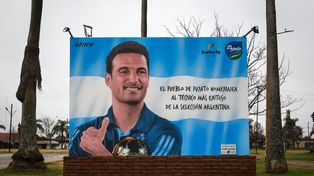 El muralista de Scaloni en Pujato: Nunca olvidó su raíz, es una persona muy humilde