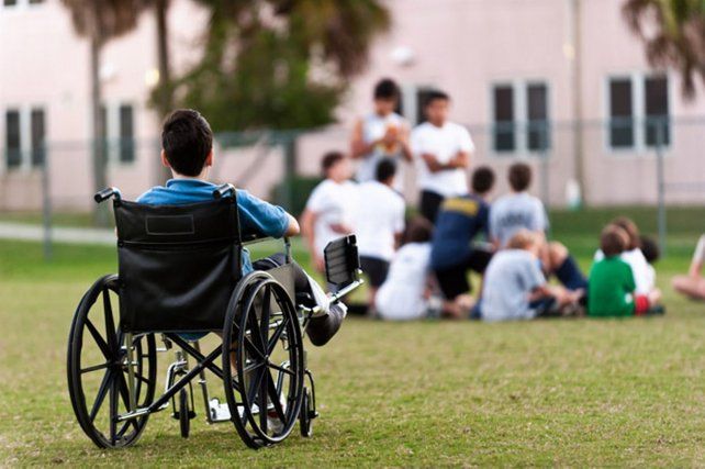 Nación niega la baja de pensiones por discapacidad a niños