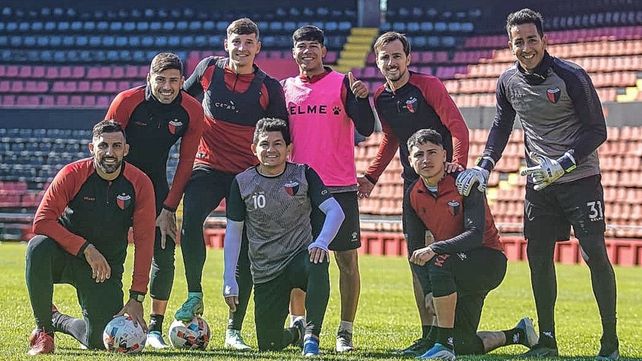 Colón vuelve a ser local este martes a las 16.30 cuando reciba a Aldosivi en el Brigadier López.