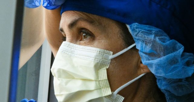 Al menos 3 mil enfermeros murieron por coronavirus