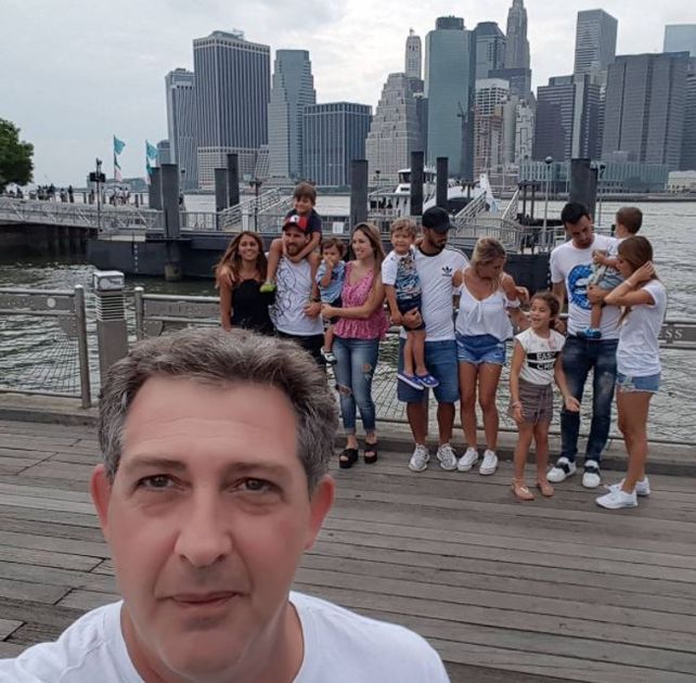 Esteban Quaglia acompañó la selfie con un gracioso comentario en Instagram.