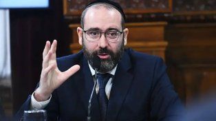 El embajador argentino Axel Wahnish dijo que la “prioridad es acompañar y dar seguridad a todos los argentinos en lo máximo que se pueda”