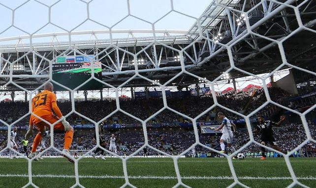 Las redes ardieron contra Caballero en el empate de Islandia
