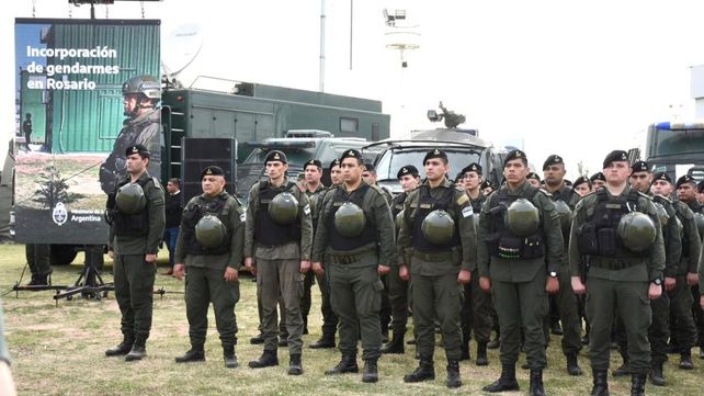 Giuliano: Sergio Massa dijo en agosto que íbamos a tener más Gendarmería y tenemos una base nueva