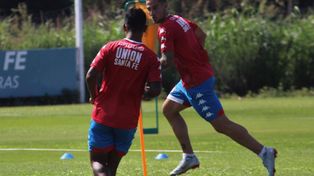 El DT espera por uno de sus jugadores titulares