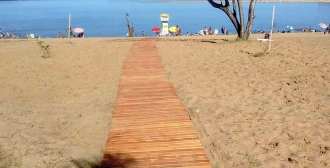 Concepción del Uruguay inauguró su playa accesible en 2016